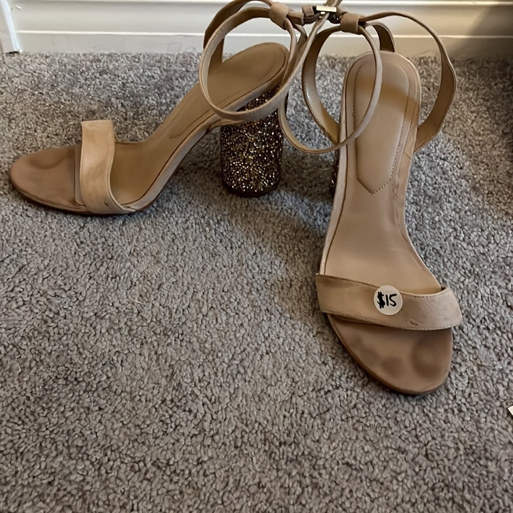 Shoes - Picture 16 of 16